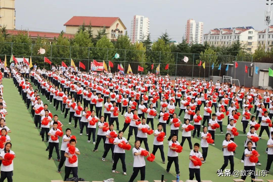 悦享运动燃梦青春,乐享运动筑梦未来运动会