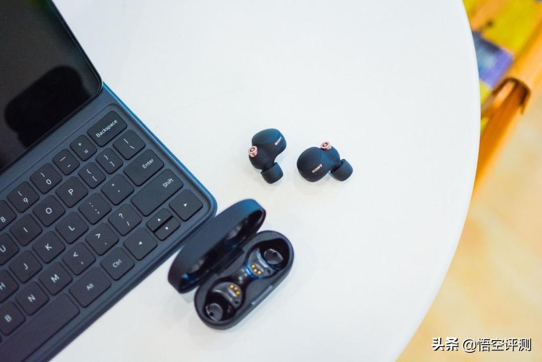 索尼wf1000xm4降噪耳机操作,索尼wf-1000xm4降噪豆评测