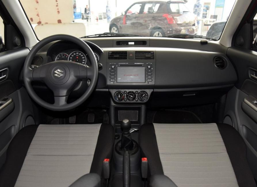 11年福特嘉年华三厢,雨燕飞度polo嘉年华哪个好开