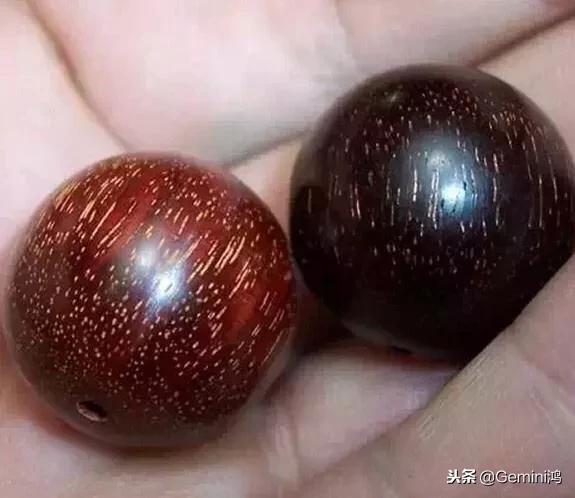 小叶紫檀金星越多重量越轻吗,小叶紫檀变黑后金星会消失吗