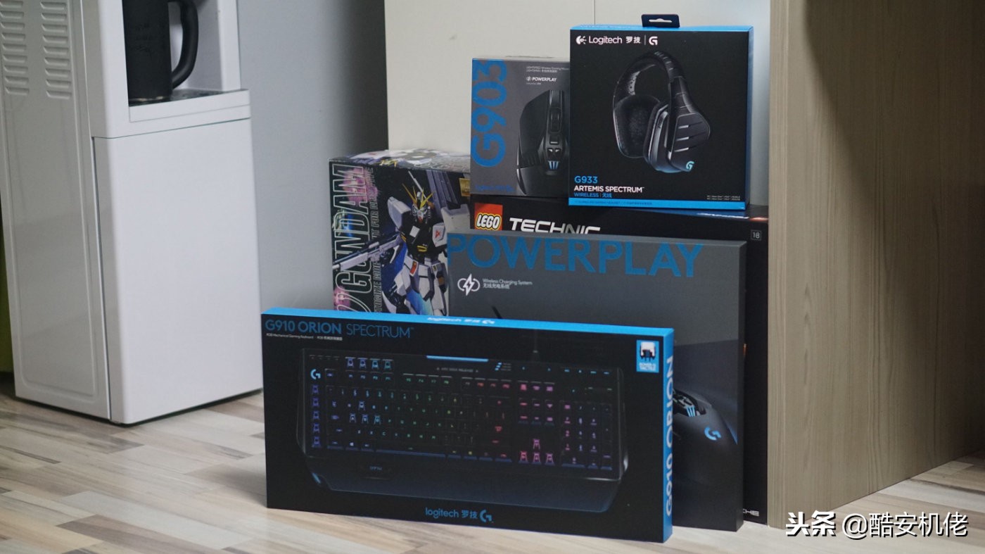 罗技g903和罗技gpw选择,罗技gprowireless和g903