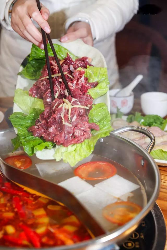 用3年干倒周边牛杂店！柳州80后“牛杂王”的逆袭之路