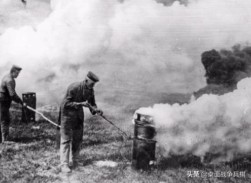 彩色炮弹射击:德国人打开的潘多拉魔盒,一战最恐怖的*器武**