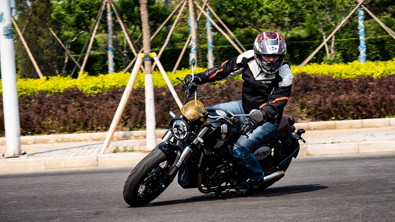 赛科龙RE3复古,re3复古测评