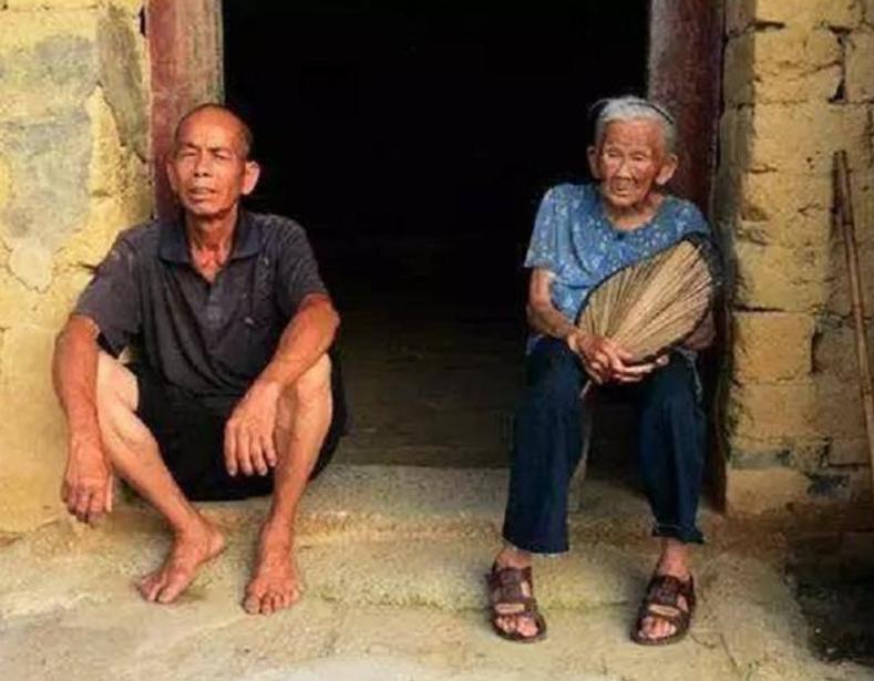 *安妇慰**韦绍兰，屈辱生下日军孩子，儿子得知身世：我要做中国人