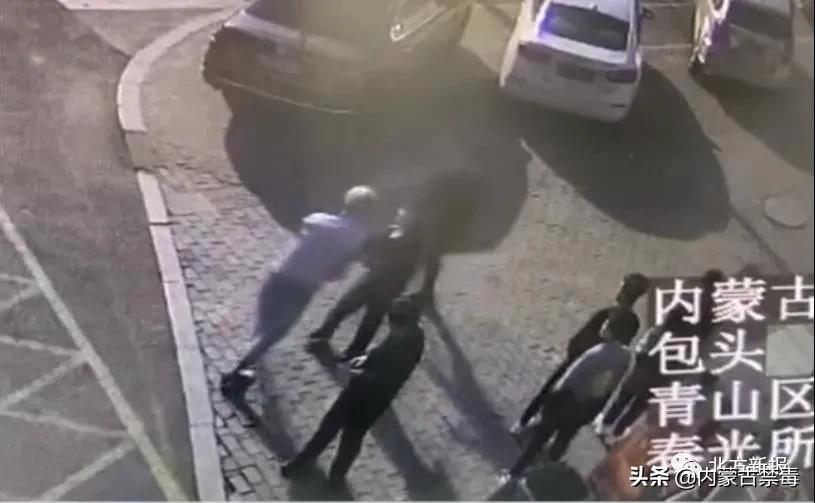 内蒙古包头捅人事件女子是谁,包头女子当街捅死年轻小伙