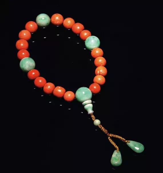 清朝皇帝顶级名贵的手串 (清朝最美手串图片)