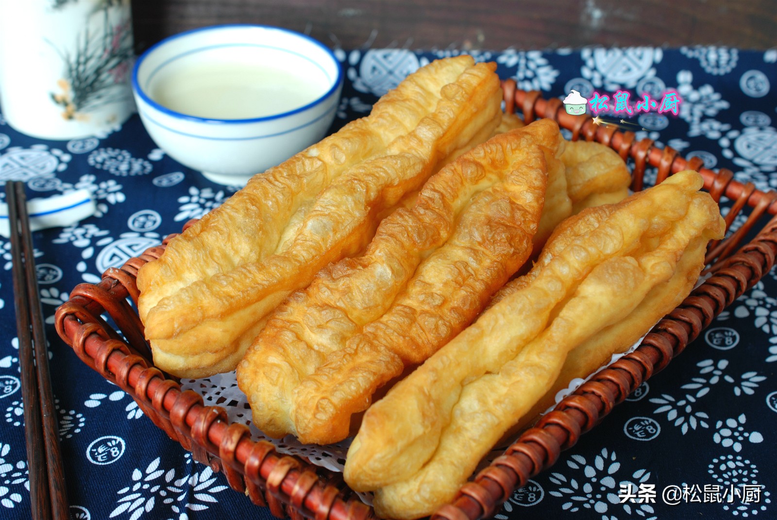 泡打粉炸油条的技巧和配方酥脆,用油条专用面粉怎么炸油条
