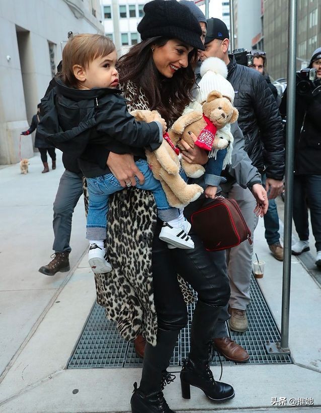 乔治克鲁尼妻子是剖宫产吗,克鲁尼娇妻乔治