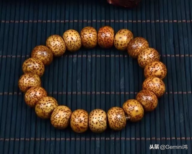 包浆的金刚菩提怎么辨别真假,菩提手串包浆怎么看