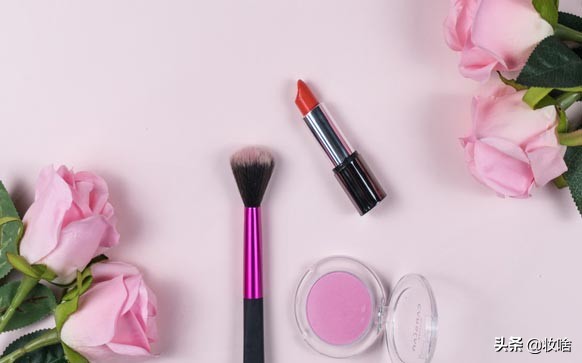 化妆品过敏紧急自救三步骤,化妆品过敏眼睛肿了怎么办