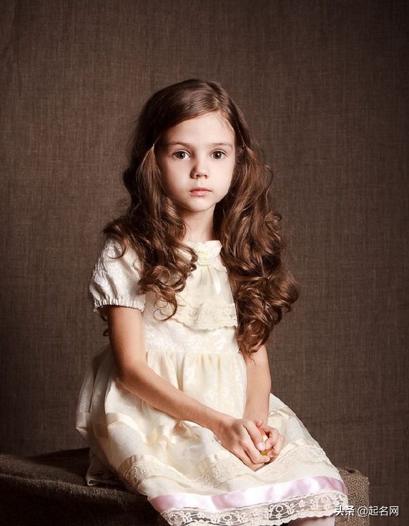 女宝宝起名霸气一点怎么取名好听,2022女宝宝起名常用字怎么读