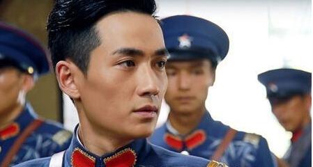 朱一龙罗云熙谁的颜值高,朱一龙存在感十足罗云熙