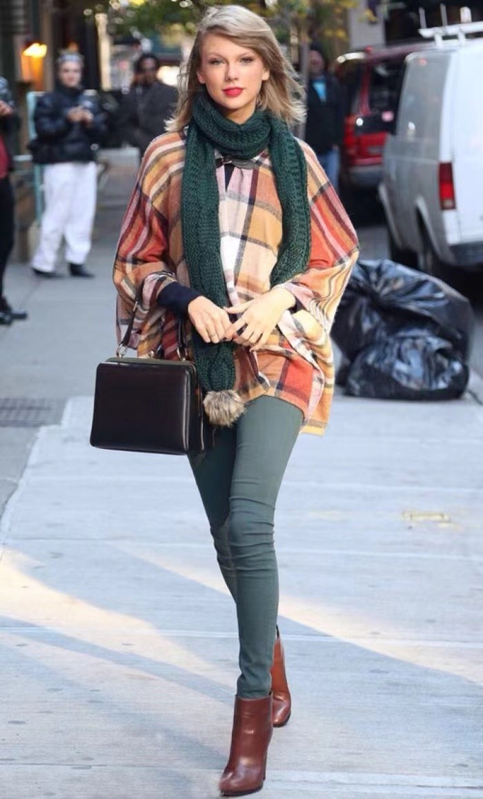 连裤袜要怎么穿才好看,厚的裤袜要怎样搭配才不low