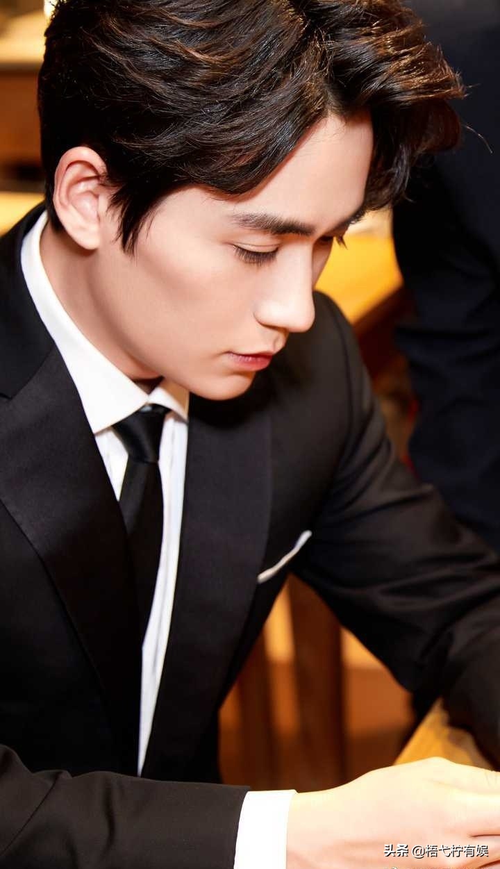 朱一龙有关的昵称,朱一龙昵称