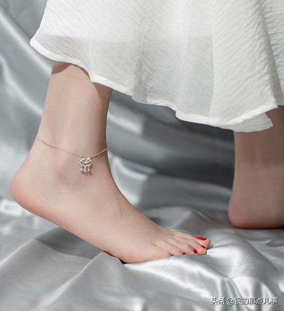 足银项链可以当手链戴吗,银脚链能当手链戴么