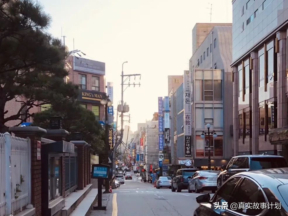 中国男整容成女的,中国男生整容变女神