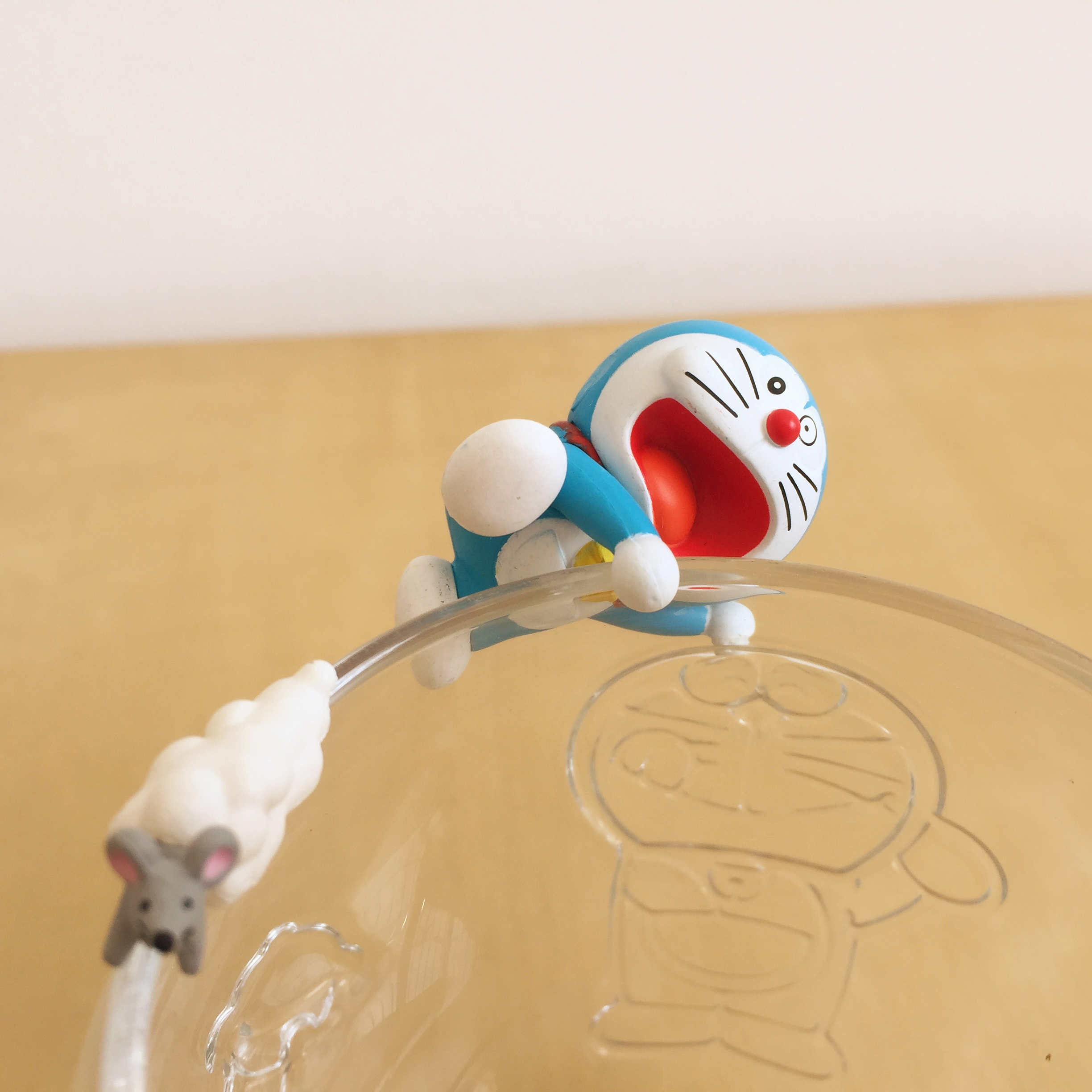 玩具测评丨PUTITTO奇谈俱乐部哆啦a梦杯沿玩偶(第一弹)