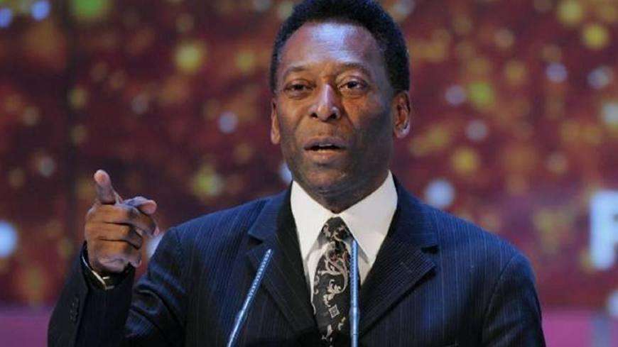 齐达内评价贝利,贝利再踢足球