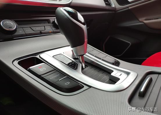 帝豪gs1.5t三年跑了十万公里,帝豪gs2020款1.4t雅版功能介绍