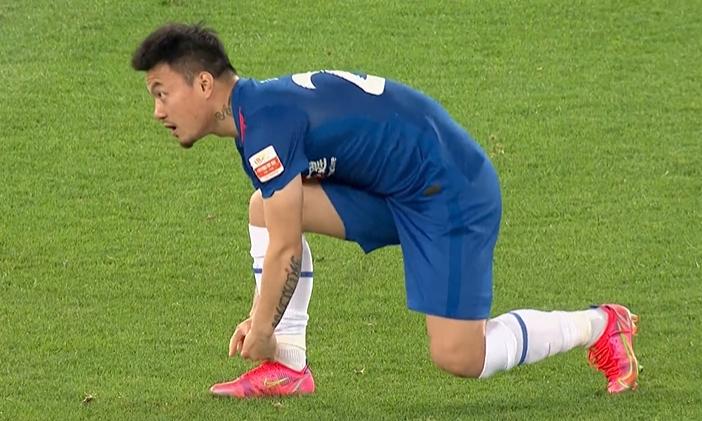 上海申花3比2逆转河北华夏,94分钟绝平点球大战