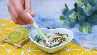 养胃补铁素面条一岁半宝宝,宝宝补铁面条的做法