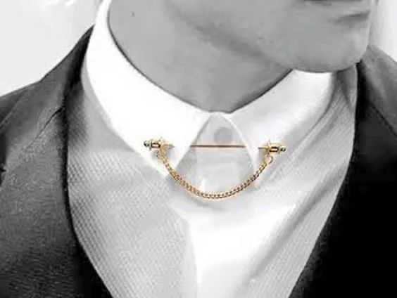 浼犺涓殑閿︿笂娣昏姳,浼犺閿︿笂娣昏姳