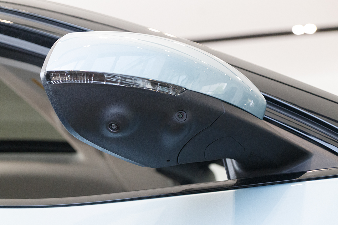 哪吒u新能源汽车推荐2021驾驭版,透明a柱的车