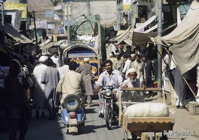 中国为什么对巴基斯坦施以援手,中国为什么加大对巴基斯坦的援助