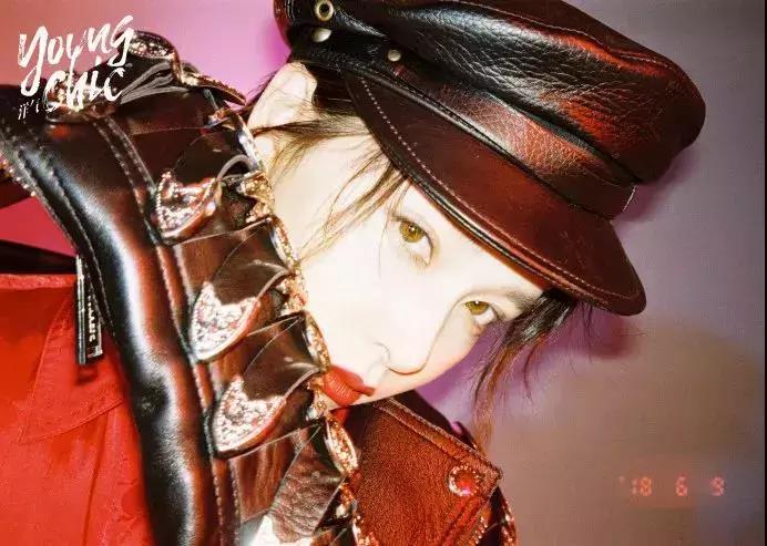 迪丽热巴变大妈,迪丽热巴美貌惊艳众人近期