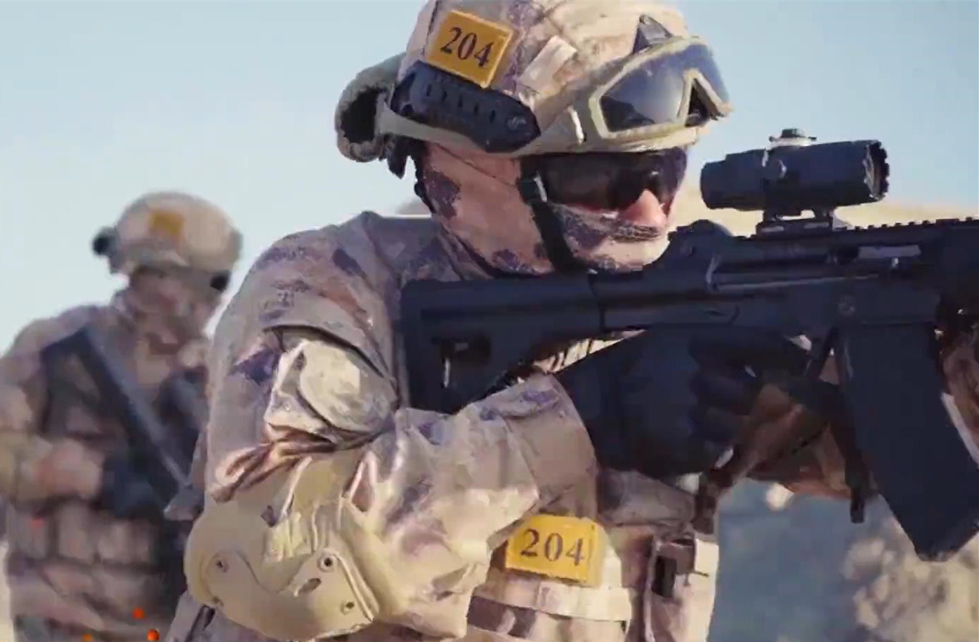 美国负责设想中国负责实现,今天的解放军新式步兵*器武**和装备清单