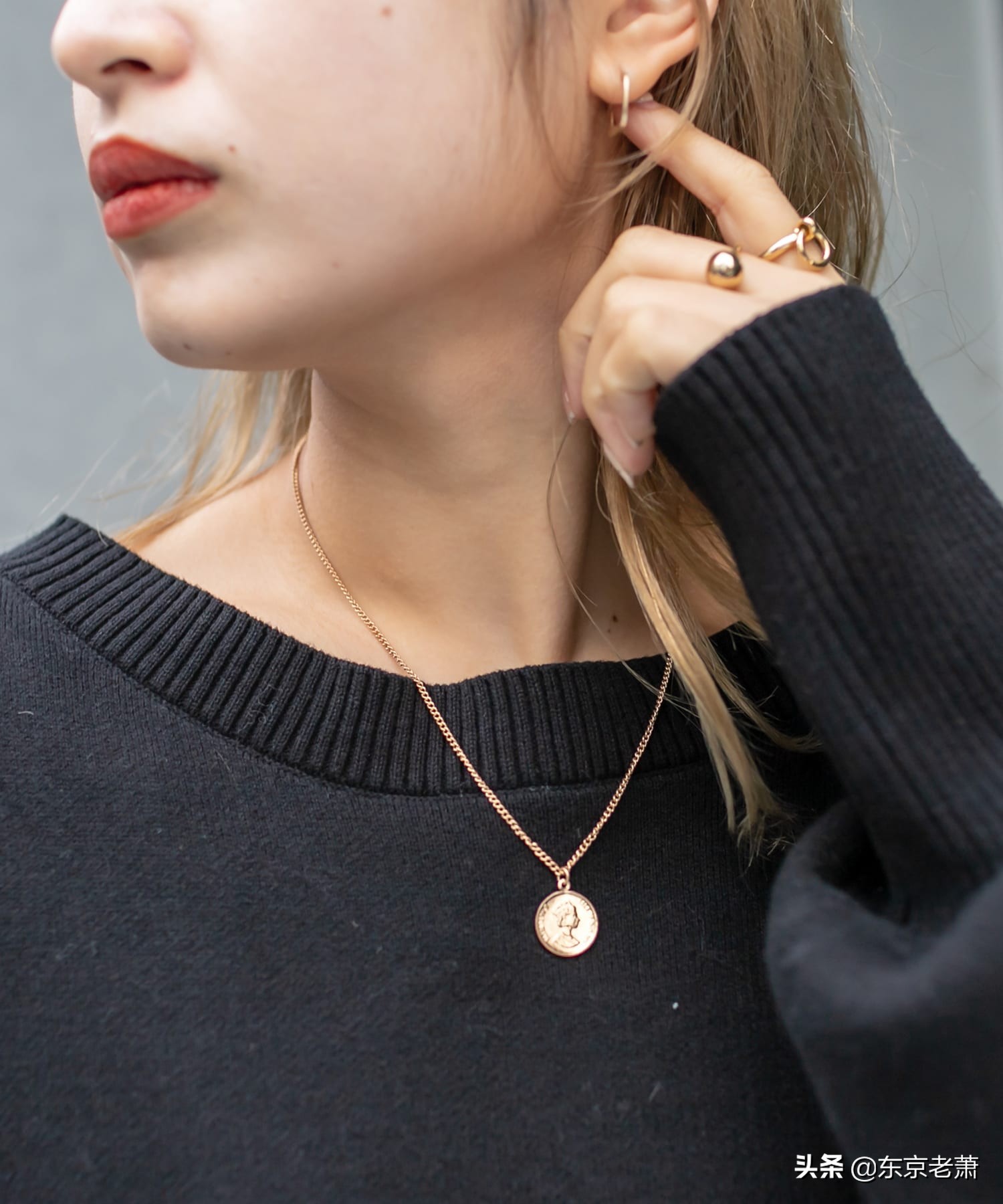 抱抱,亲亲,举高高——阳光和灰色之下日本出租女友