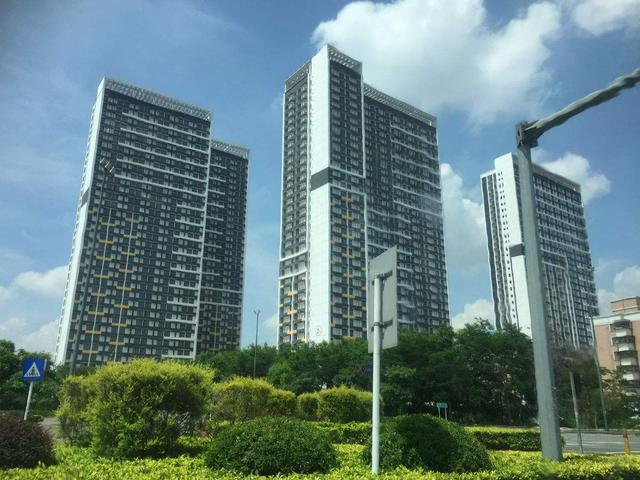 楼梯房比电梯房好,电梯房不如楼梯房