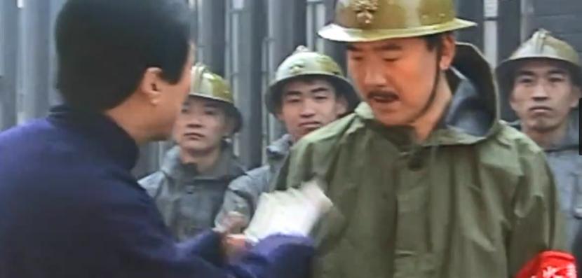 新闻联播片头多少年了,开播40多年新闻联播换片头背景