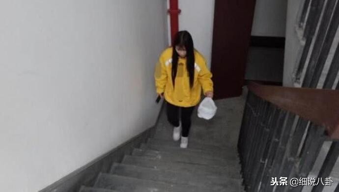 外卖小妹被骂,外卖女恶意差评