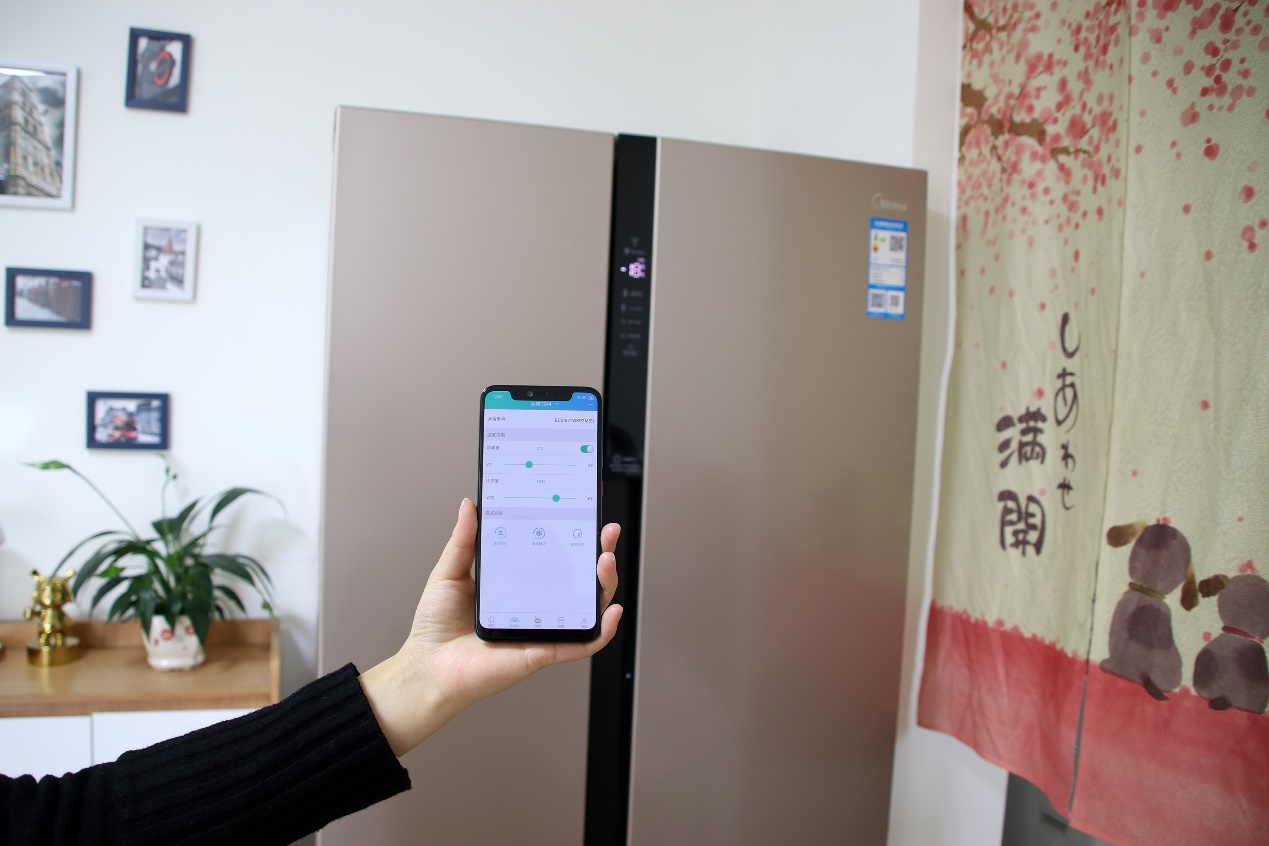 风冷变频双循环大容量美的冰箱,美的超薄冰箱深度60cm评测