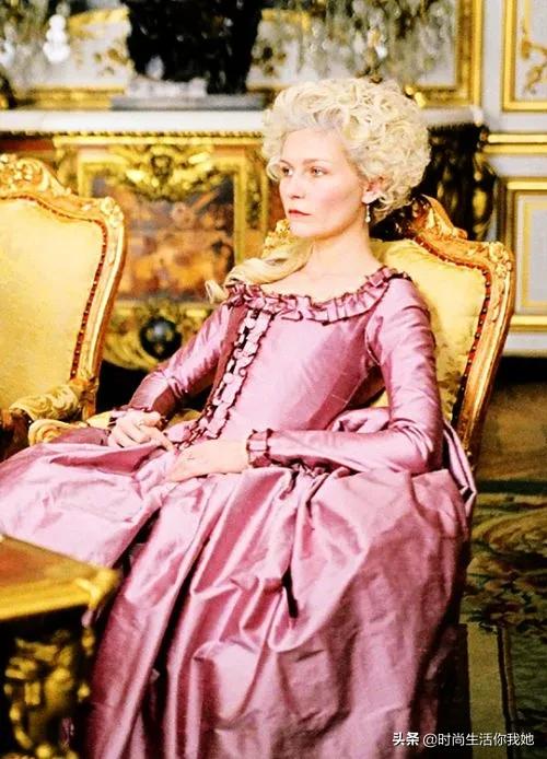 如果新年不穿红，那就试试粉