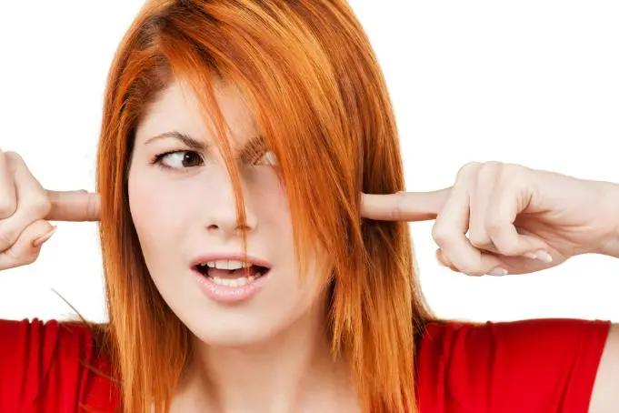 为什么听自己的录音感觉吐字不清,为什么听自己的录音感觉很难听