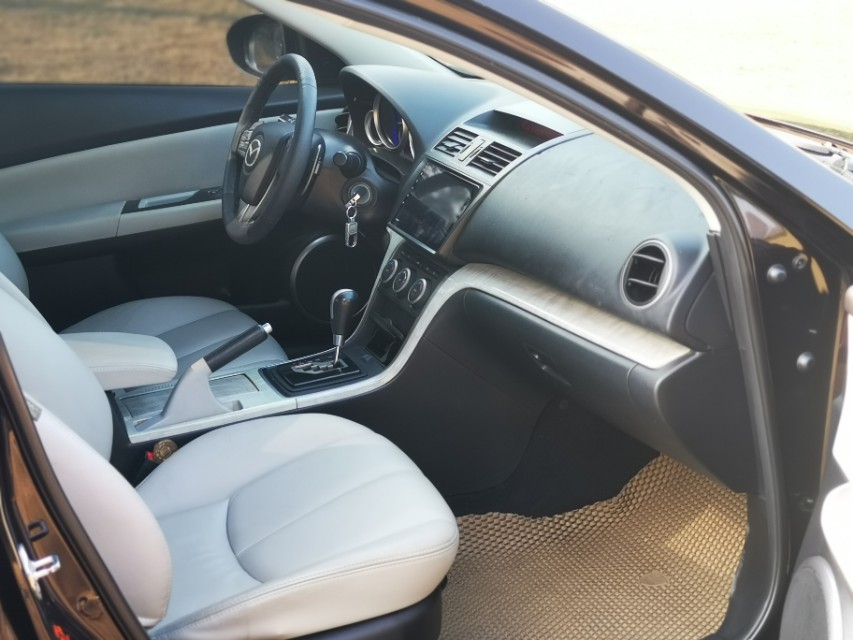 11年马自达睿翼轿跑2.5至尊版,11年马自达睿翼2.5排量图片