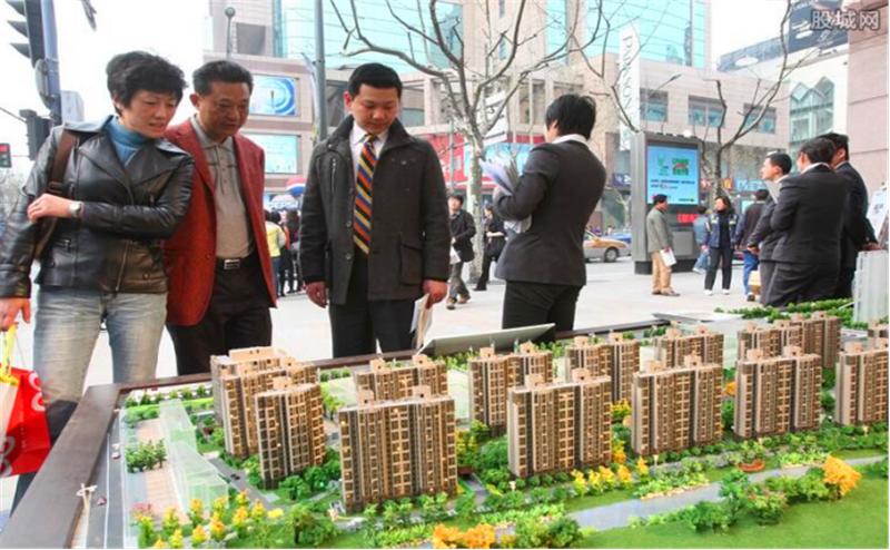 农村人进城买房，欠下几十万*款贷**，这些人到底靠什么养活自己