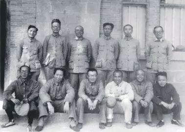 读史|中国*产党共**在1938年廓清思想上的迷雾,为持久抗战谋篇布局