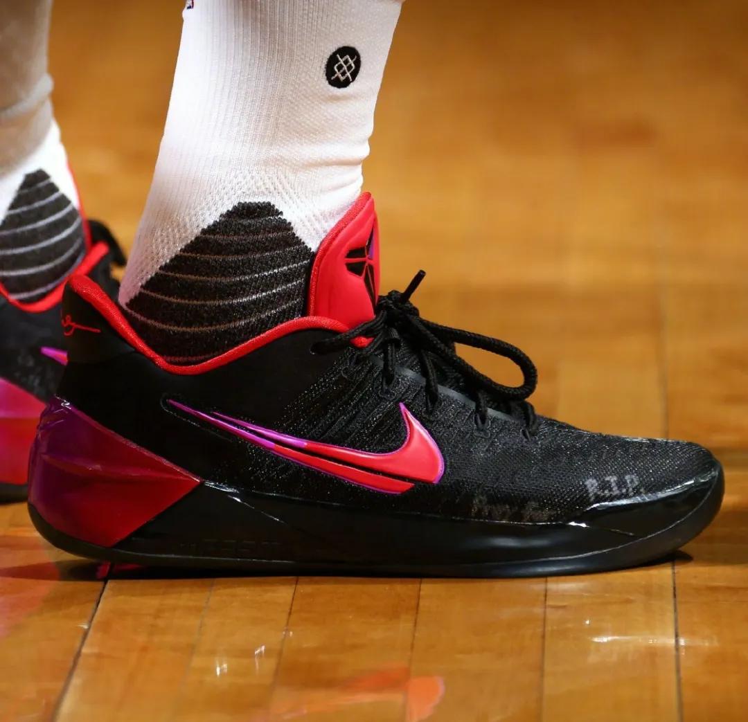 nba球星上脚球鞋詹姆斯14,nba球星上脚詹姆斯8