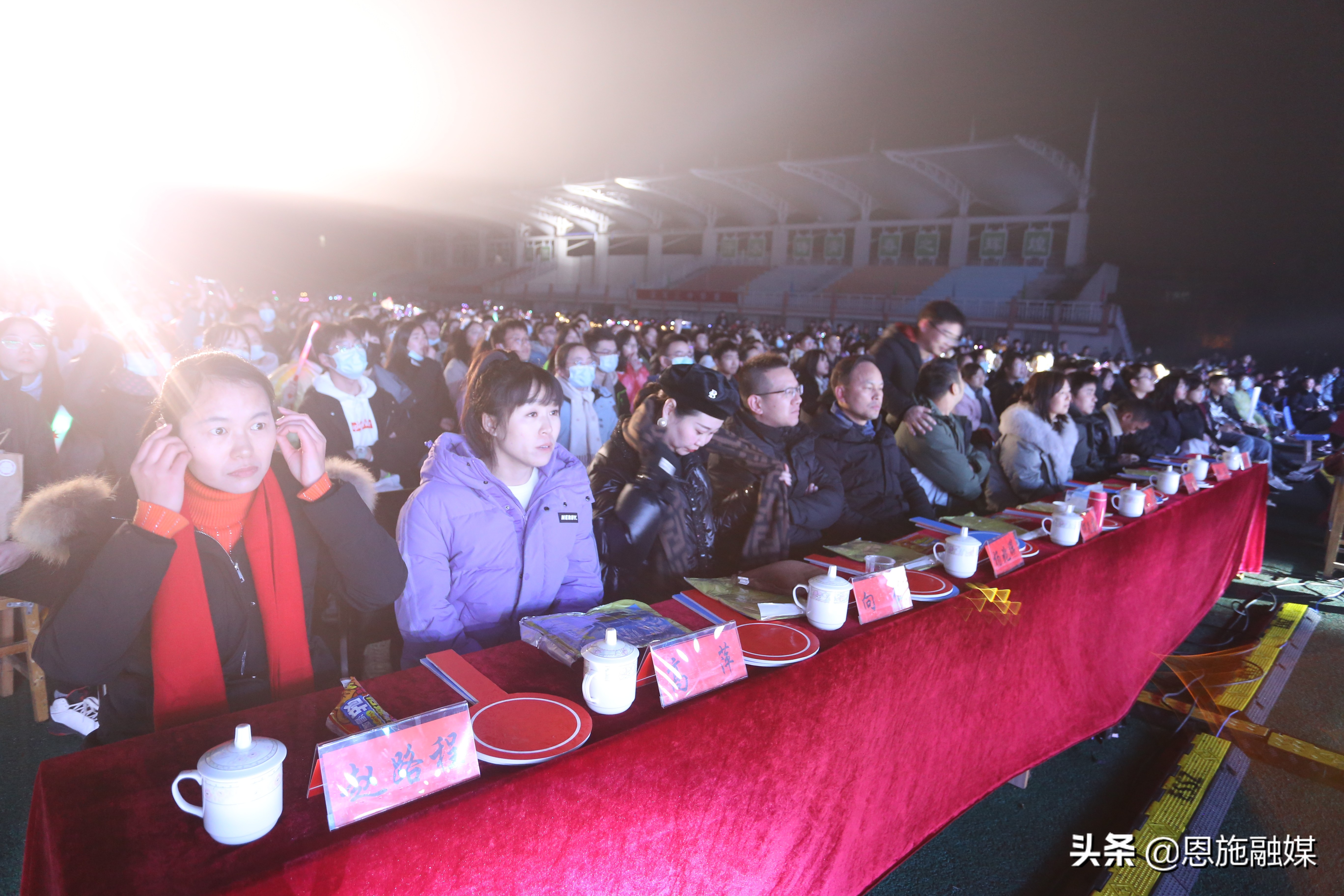 校园歌手大赛震撼表演,校园歌手大赛震撼全场的歌曲