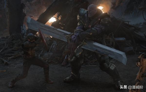 为什么复联4灭霸那么强,复联4为什么灭霸斧子变刀