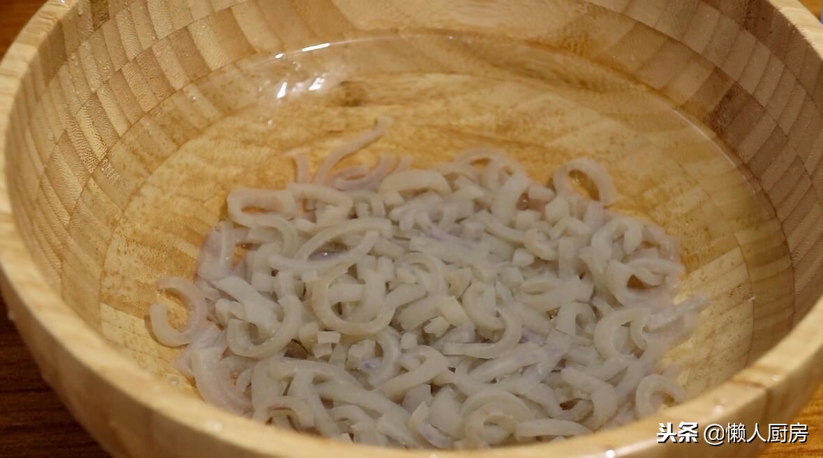 水晶皮冻的正确方法,水晶猪皮清冻的做法