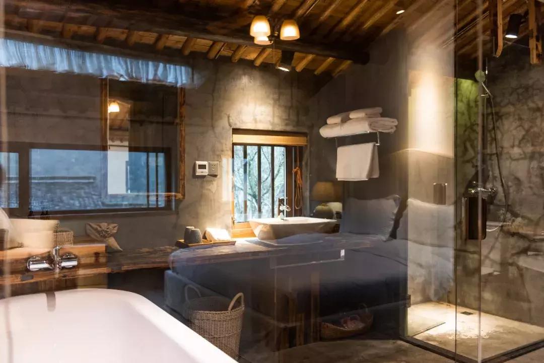 藏在山间民宿,藏在山里小民宿