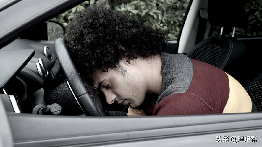 车祸死亡保险公司拒赔后怎么办,车祸致人死亡保险公司多久赔钱