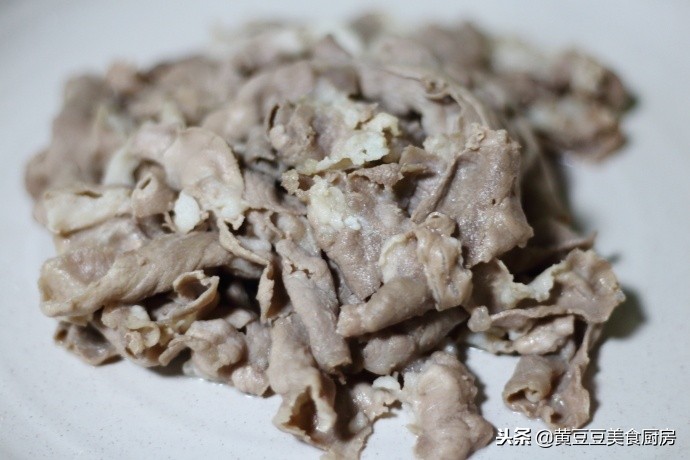 做手擀面用不用醒面,做手擀面里面需要加鸡蛋吗