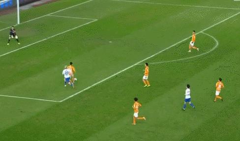 疯狂5-0！足协杯4外援鲁能5球胜卓尔，24岁锋霸轰帽子戏法