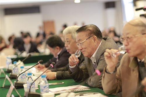 干货满满2020年中央一号文件发布,历届评酒会都得奖的白酒